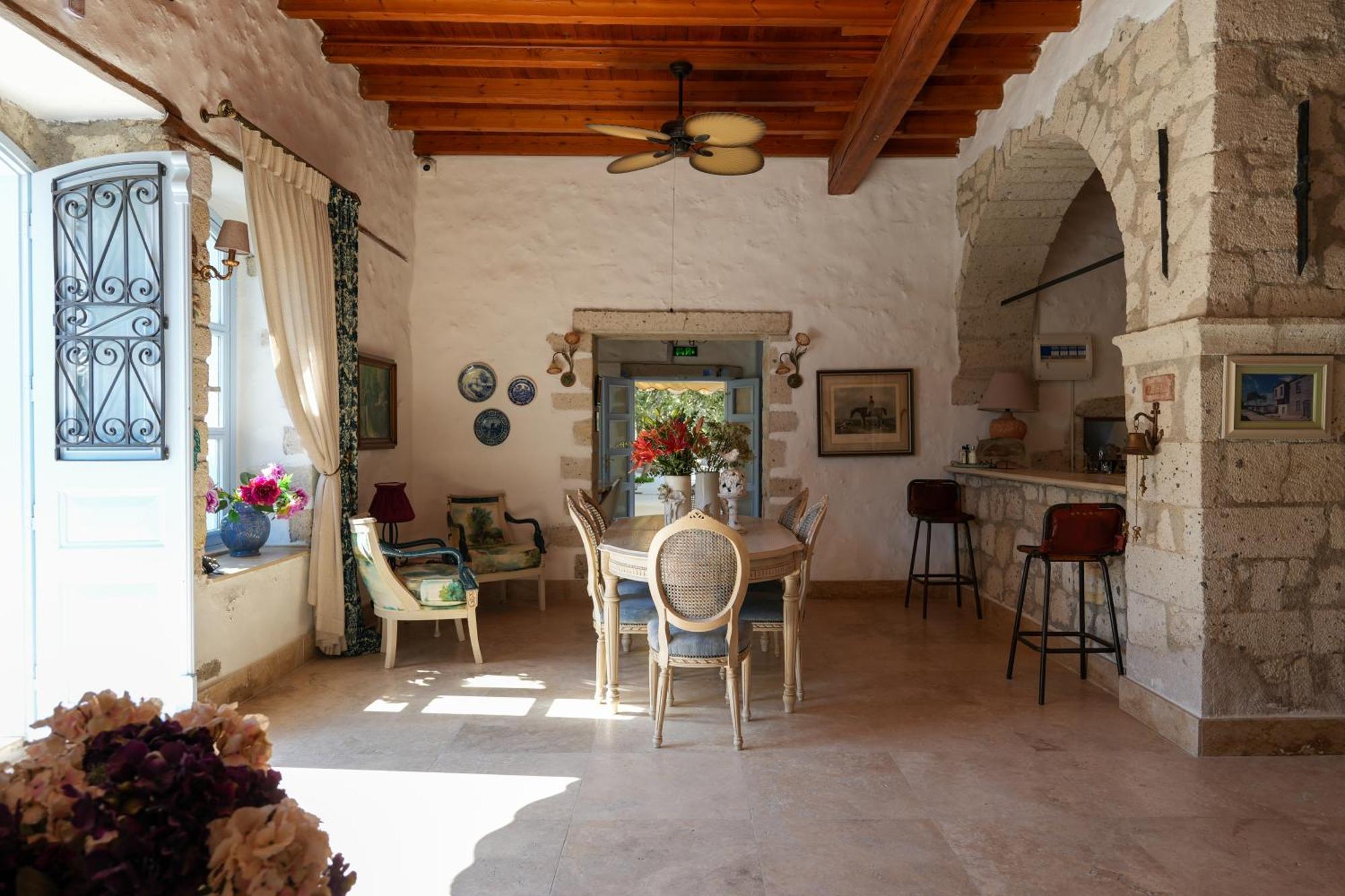 Alacati Tas Otel Esterno foto